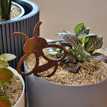 Load image into Gallery viewer, Bumblebee Garden Pot Plant Ornament