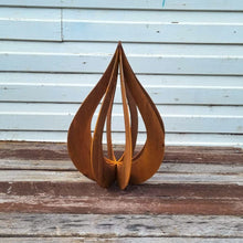 Load image into Gallery viewer, Teardrop Garden Sculpture