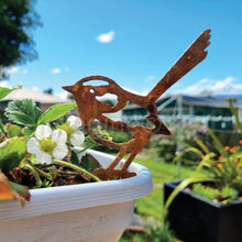 Load image into Gallery viewer, Male Fairy Wren Garden Art Stake